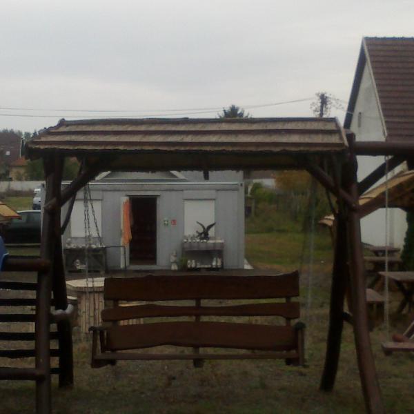 Ronk Csuszdatorony Hintaaggyal Es Hintakkal.1